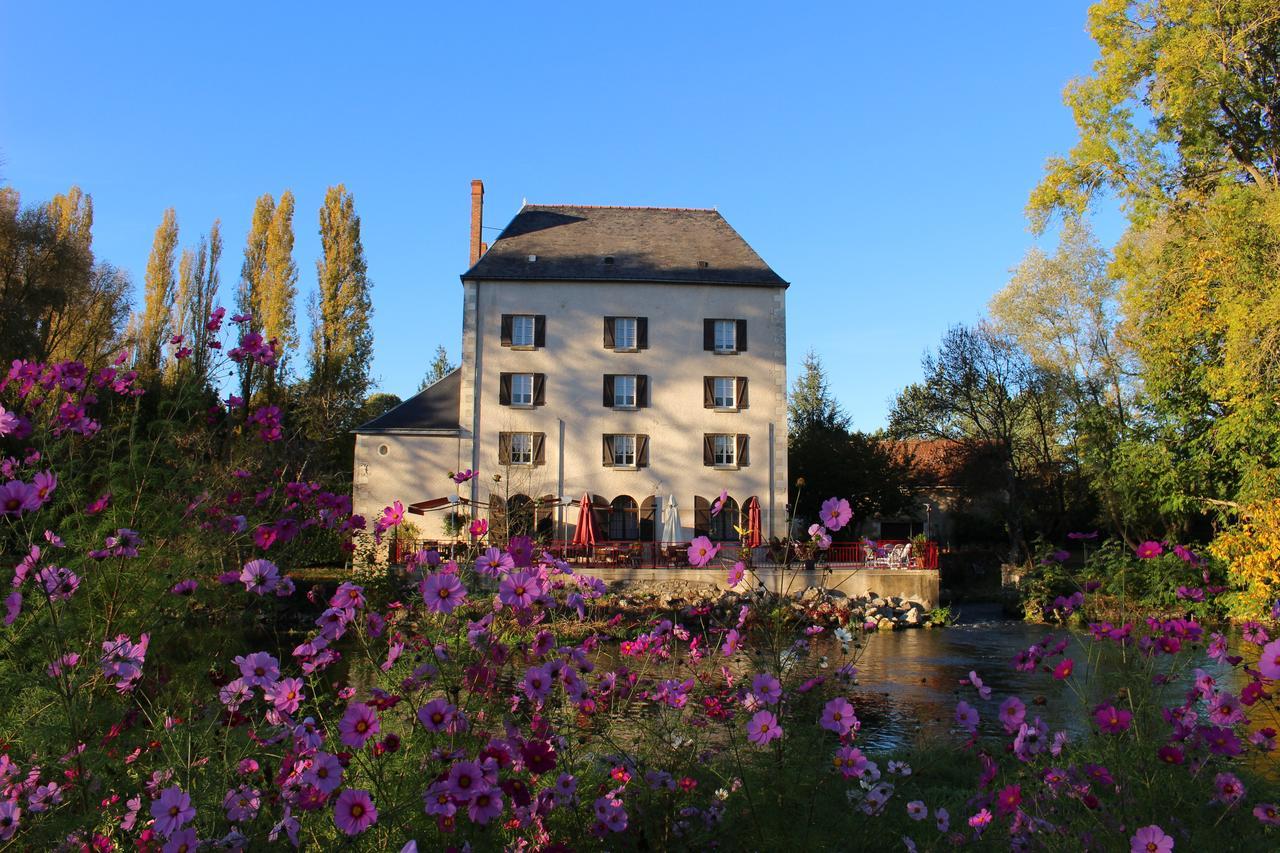 Hotel Logis Le Moulin Fleuri Veigné Exterior foto